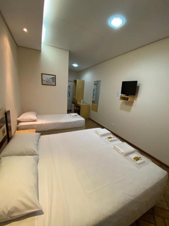 Hotel Tropeiro Da Lapa Lapa  Экстерьер фото