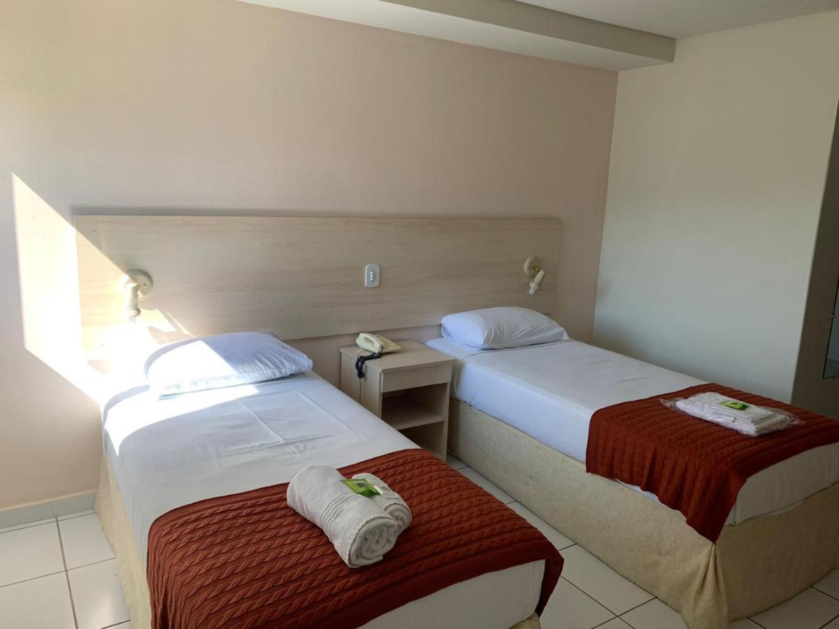 Hotel Tropeiro Da Lapa Lapa  Экстерьер фото